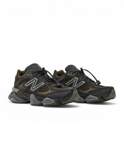 NB 9060 - Blacktop Dark moss
