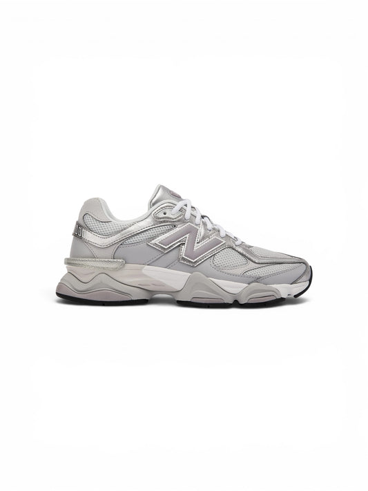 9060 Sneakers in Raincloud / Truffle Salt in mesh