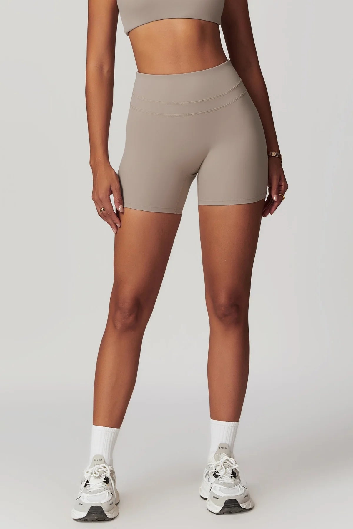 July Sports Shorts - Soft Lemon